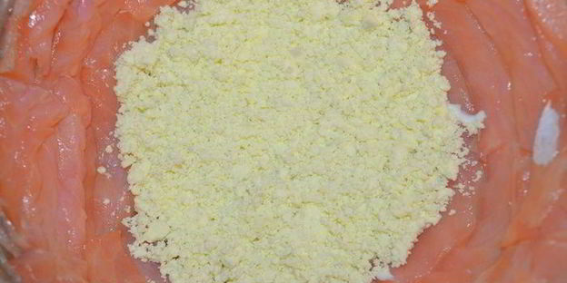 праздничный цукотто из форели с нежнейшим креветочным муссом, огурцом и сливочным кремом