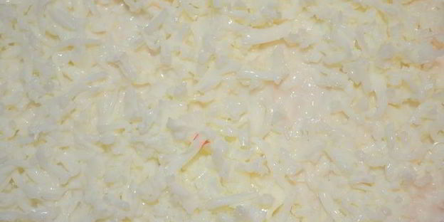 праздничный цукотто из форели с нежнейшим креветочным муссом, огурцом и сливочным кремом