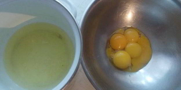 рулет с клубничным муссом