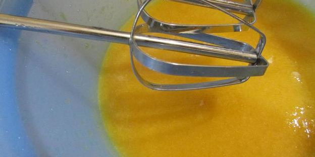 шоколадные конфеты с персиковым муссом