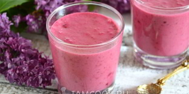 сливочный мусс с черной смородиной