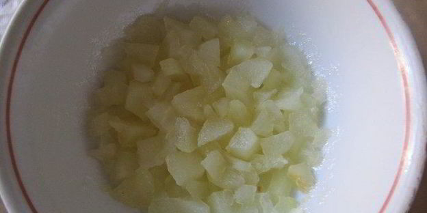 творожный десерт с яблочным муссом