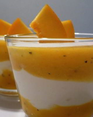 Творожный крем с муссом из персика и маракуи