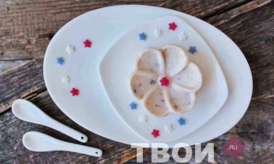 Рецепт творожного мусса с ягодами и злаками