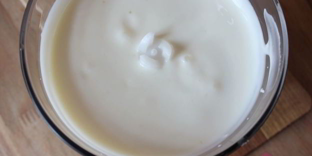 творожный мусс с ягодами и злаками