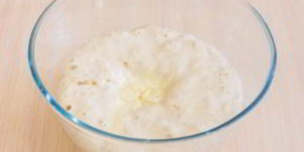 кулич на ряженке