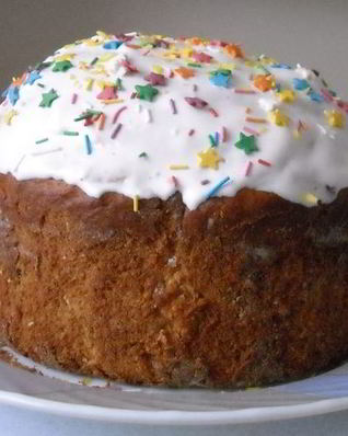 Кулич с белым изюмом