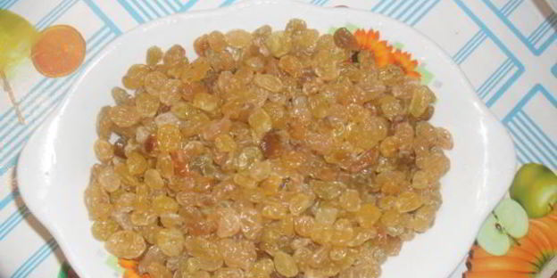 кулич с изюмом и апельсиновой цедрой