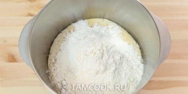 маковый кулич