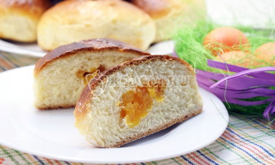 Рецепт пасхальных булочек с курагой