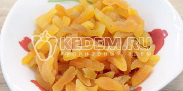 пасхальные булочки с курагой