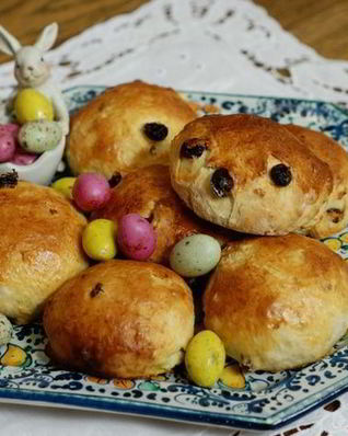 Пасхальные булочки с творогом