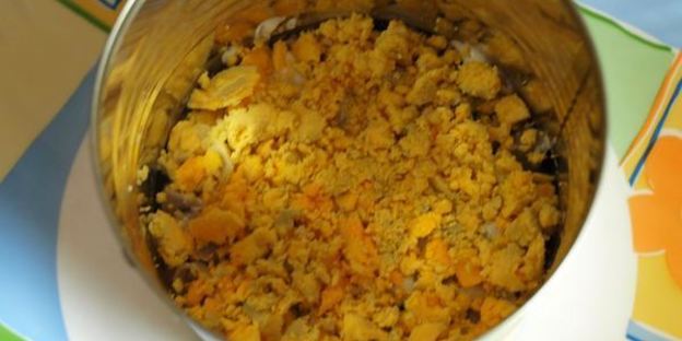 салатпасхальный кулич