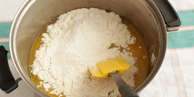 шафрановый кулич