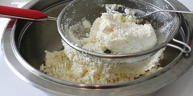 творожная пасха шоколадная с сухофруктами