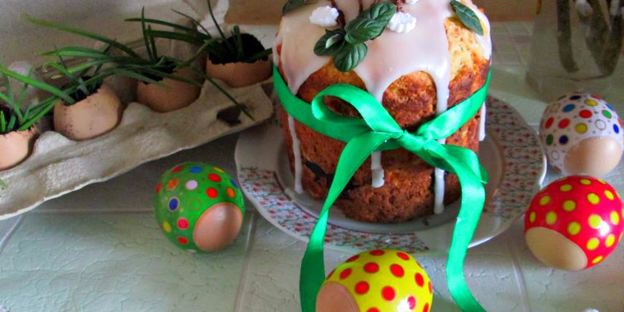 творожный кулич с черносливом