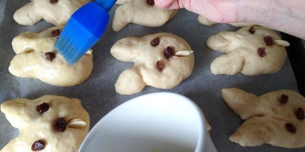 зайцы дрожжевые пасхальные