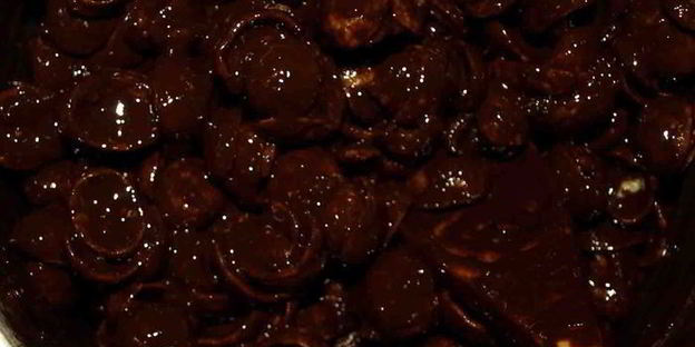 песочные шоколадные розы