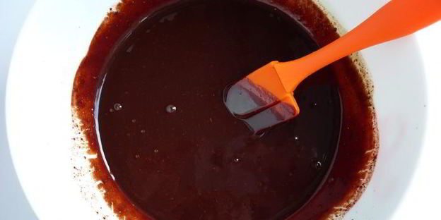 шоколадные трюфели с малиной, белым вином и белым шоколадом