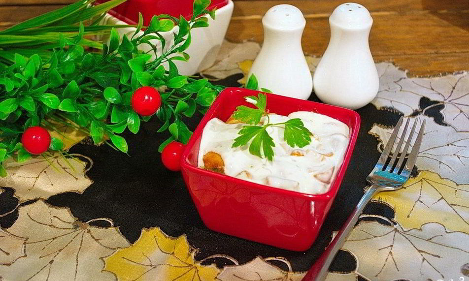 Рецепт кабачкового суфле с индейкой под грибным соусом