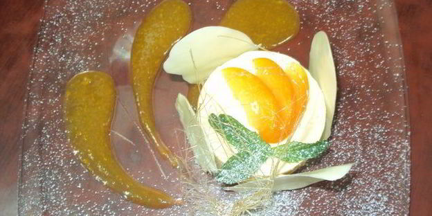 карамельное суфле с абрикосовым пюре