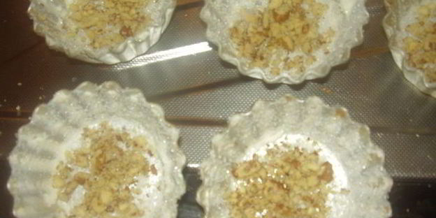 кофейное суфле с шоколадом и орехом