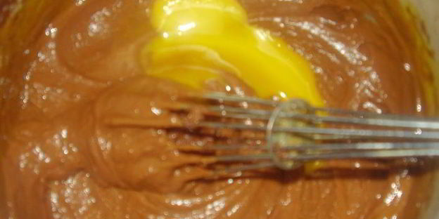 кофейное суфле с шоколадом и орехом