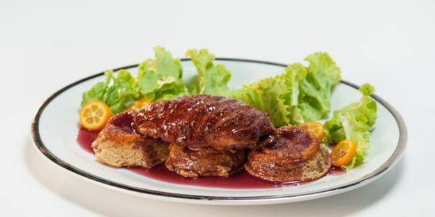 копченая утка с яблочным суфле