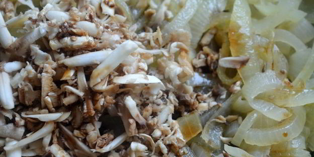 свекольно-грибное суфле