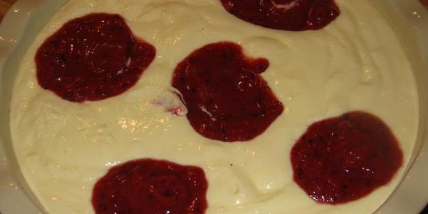 творожное суфле с крыжовником и шоколадом