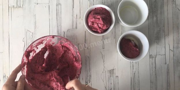 запеченное суфле из жимолости