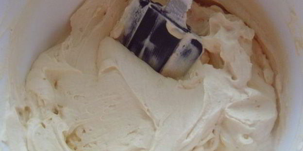 парфе-тирамису с персиковым соусом