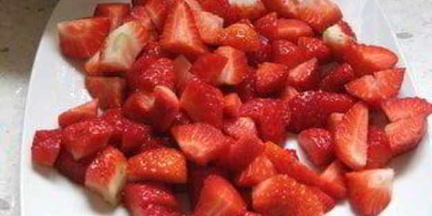 тирамису без яиц, с рикоттой и клубникой