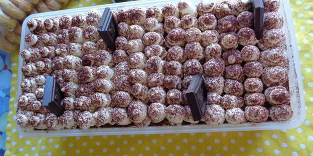 тирамису манго-шоколад