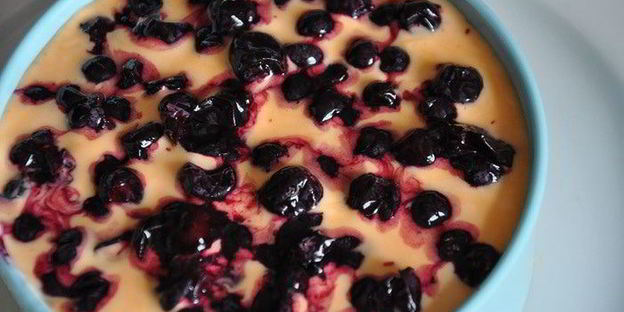 тирамису с голубикой и апельсиновым кремом