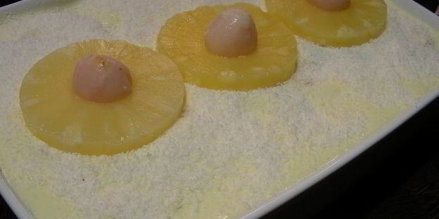 экзотическое тирамису с личи, ананасом и кокосом