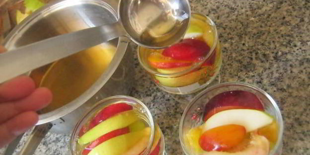 желе с фруктами