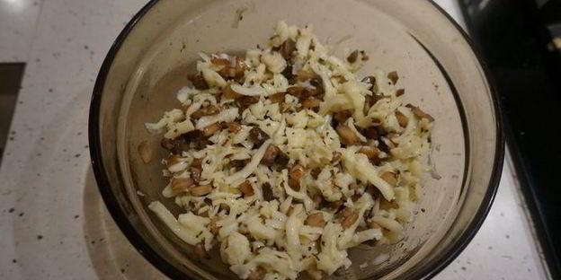 аранчини с моцареллой и грибами