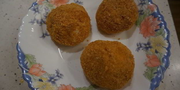 аранчини с моцареллой и грибами