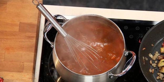 азу из говядины с соленой черемшой