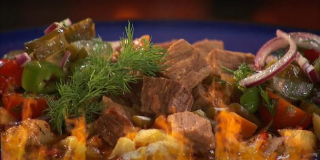 азу из говядины с соленой черемшой