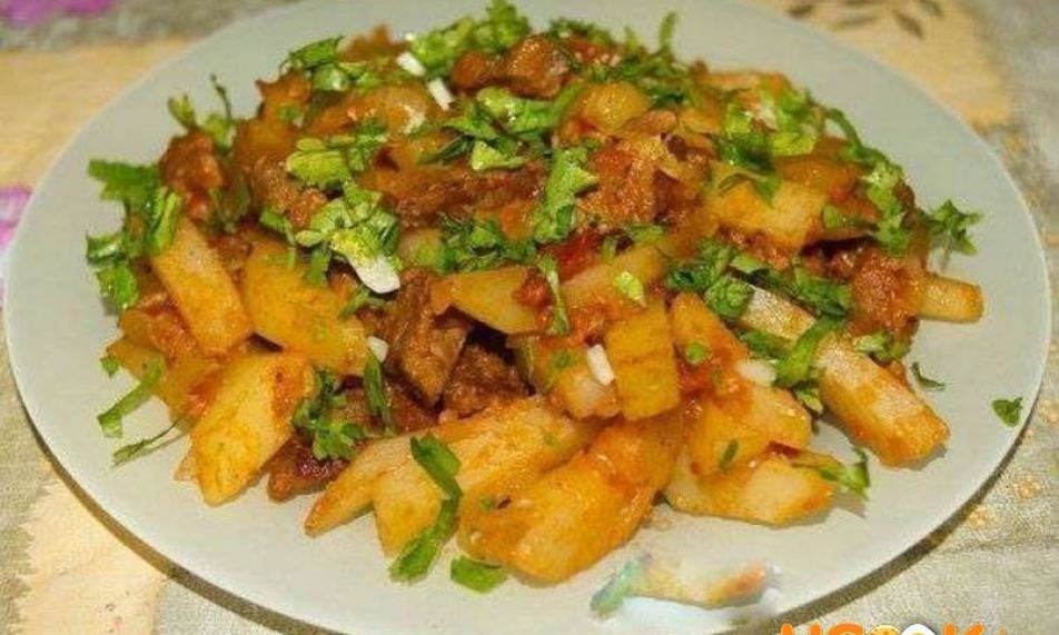 Рецепт азу из говядины с солеными огурцами