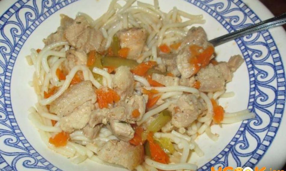 Рецепт азу из свинины с солеными огурцами