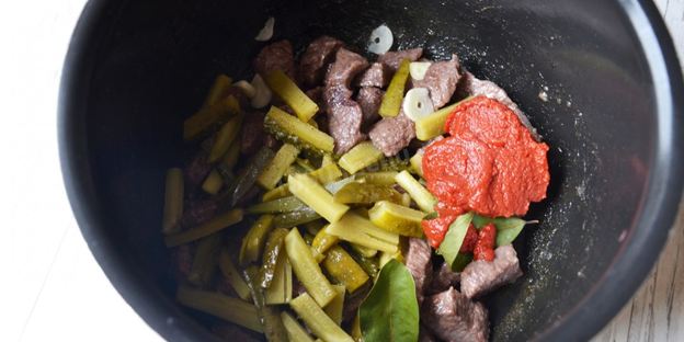 азу в мультиварке по-татарски