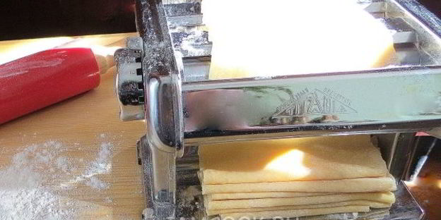 домашняя лапша двух видов