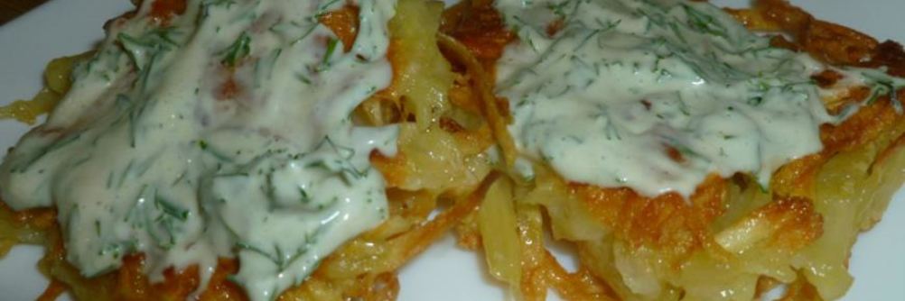 Драники с сыром и горчичным соусом