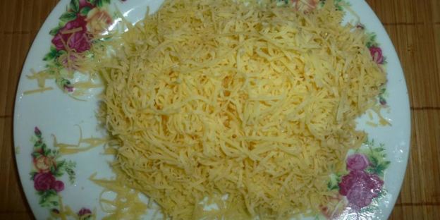 драники с сыром и горчичным соусом