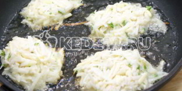 драники с сыром и зеленью