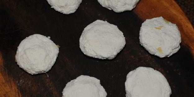 драники с творожными шариками