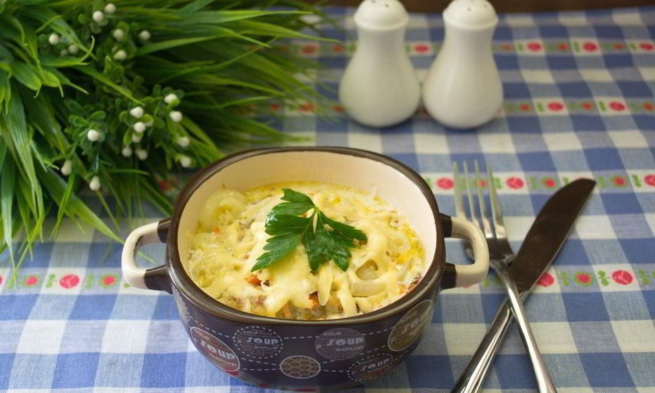 Рецепт драников в горшочках с мясом